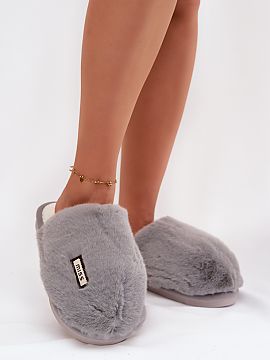 Slippers Step in style  Fur women\'s slippers are the perfect choice for cold, home evenings. The soft insole provides exceptional comfort and convenience with ever