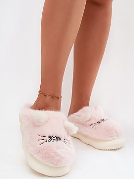 Slippers Step in style  Fur women\'s slippers are an ideal proposition for those who appreciate warmth and comfort during home relaxation. Soft, pleasant to the tou
