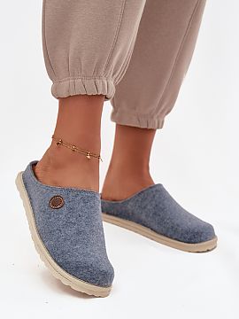 Slippers Step in style  Women\'s slippers by Inblu brand. Made of felt material, guaranteeing lightness and breathability, perfect for everyday use at home. The mod