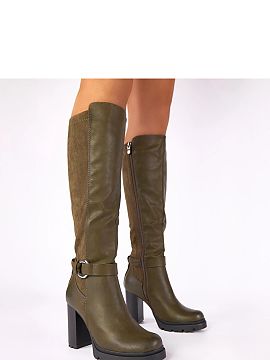 Heel boots Solea  Green boots on a post with a decorative buckle Zulma by Filippo is a proposal for women who appreciate the combination of classic elegance w