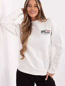 Sweatshirt Sublevel  This women\'s casual sweatshirt is the perfect combination of comfort and modern style. Its unique character is emphasized by the dominant p