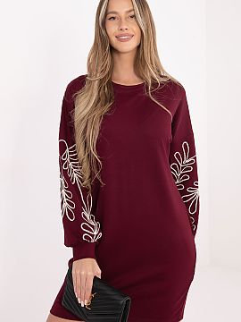 Daydress Rue Paris  This casual dress is the perfect combination of comfort and subtle elegance. It is distinguished by the dominant embroidery on the sleeves, 