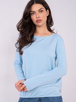 Bluzka Relevance  The everyday casual blouse is a comfortable and versatile model that will work great in everyday stylings. Made of pleasant to the touch, br