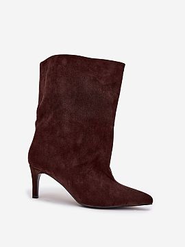 Heel boots Step in style