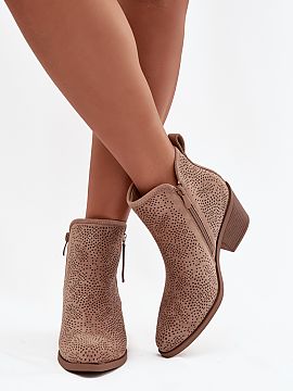 Heel boots Step in style  Women\'s cowboy-style ankle boots from the S.Barski brand. Made of high-quality materials, they look elegant and attract attention with deta