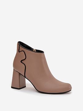 Heeled boots Step in style