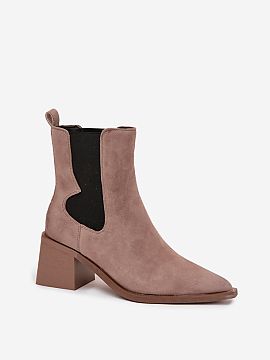 Heeled boots Step in style