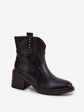 Heeled boots Step in style