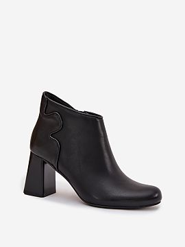 Heeled boots Step in style