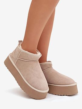 Snow boots Step in style  Women\'s snow boots made of natural suede are a solid and stylish choice for winter days. Set on a comfortable platform, they guarantee good