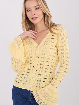 Cardigan Factory Price  Stylish boho-style women\'s sweater, perfect for everyday styling. The model stands out with an impressive openwork pattern that gives the w