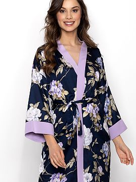 Bathrobe Momenti Per Me  Elegant women\'s bathrobe is the quintessence of feminine styling, ideal as a gift for a loved one. Made of the highest quality satin, it de