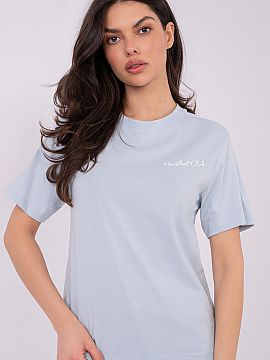 T-shirt Sublevel  The women\'s casual T-shirt is a comfortable and stylish option for everyday wear. Made of high-quality cotton, it provides comfort, breatha