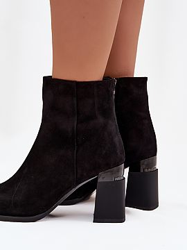 Heeled boots Step in style