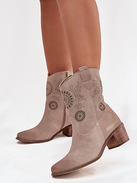 Heeled boots Step in style  Women\'s ankle boots made of natural suede are an elegant and stylish proposal for the transitional season and warmer autumn days. The subtl