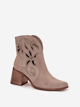 Heeled boots Step in style
