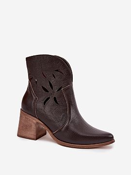 Heeled boots Step in style