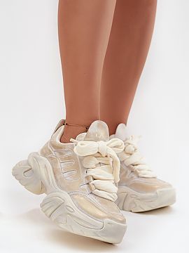 Sports footwear Step in style  Women\'s GOE sneakers are a stylish choice for women who like a combination of comfort and modern look. Made of high-quality natural leather