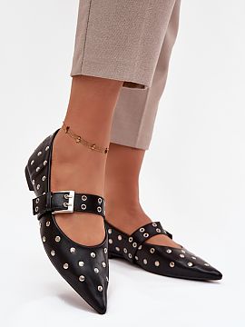 Balerinki Step in style  Women\'s ballet flats made of eco leather. The model impresses with a pointed toe that visually slims the foot, as well as decorative jet st