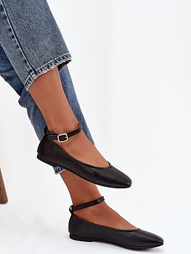 Balerinki Step in style  Women\'s flat ballerinas are a classic and comfortable model that will work perfectly in everyday use. They have rounded toes, giving them a