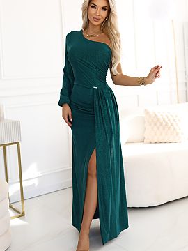 Long gown Numoco  Are you looking for a dress that will make an impression from the first step into the room? This long, green maxi dress with one shoulder su
