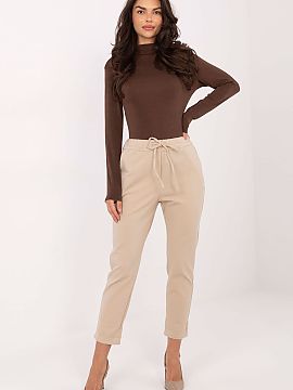 Women's pants Factory Price  Women\'s casual fabric trousers are a comfortable and versatile everyday option. Made of a high-quality blend of cotton, elastane, and nylon