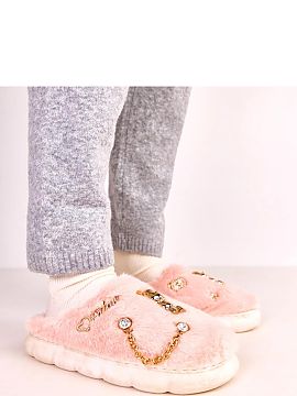Slippers Solea  Pink covered slippers with decorations Tracy are the perfect choice for people who appreciate the combination of comfort, warmth, and stylis