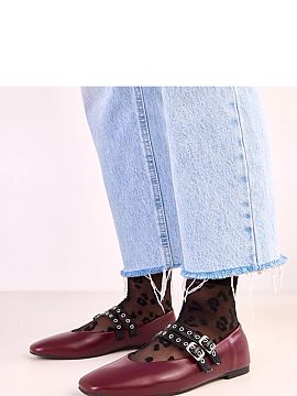 Ballet flats Solea  Burgundy ballet flats with a square toe and Alfira buckles from Gemre are a proposal for women who value comfort, elegance, and timeless sty