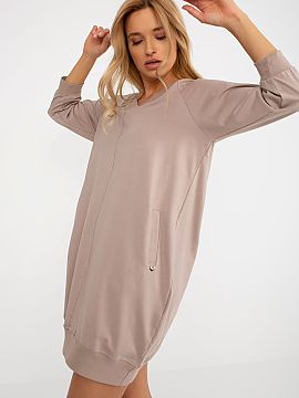 day dress BFG  Comfortable sweatshirt dress with a simple cut is a perfect choice for everyday stylizations, combining comfort with a casual style. The smo