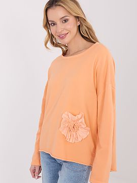 Bluzka Factory Price  Casual blouse with a daily character, combining comfort with a subtle, feminine accent. Made of a soft blend of cotton and polyester, it pro