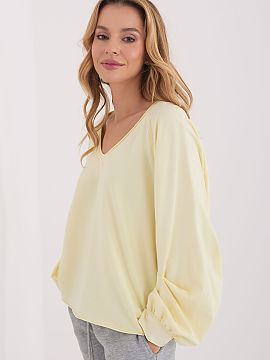 long sleeve shirt Factory Price  Casual everyday blouse, perfect for comfortable and stylish everyday styling. Made of soft cotton with a touch of elastane, it provides comf