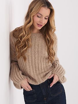 sweter Italy Moda  Women\'s casual sweater made of thick knit material that will be perfect for colder days. An ideal model for everyday wear and work, combini