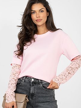 Bluzka Factory Price  The daily women\'s blouse with a casual character combines simplicity with a delicate, feminine accent. Made of high-quality cotton blend an