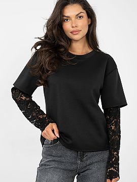 Bluzka Factory Price  The daily women\'s blouse with a casual character combines simplicity with a delicate, feminine accent. Made of high-quality cotton and elas