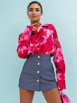 long sleeve shirt LaBalancia  Discover a new quality of elegance with the Satin Shirt MADDIE in Very Pink color, which will become an indispensable element of your wardro