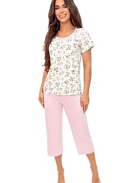 Pyjama Donna  Women\'s pajamas produced in Poland, made of high-quality cotton, providing comfort and breathability during sleep. The set consists of a sh
