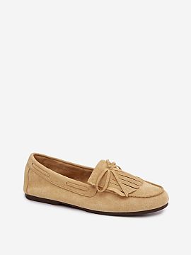 Mocassin Step in style