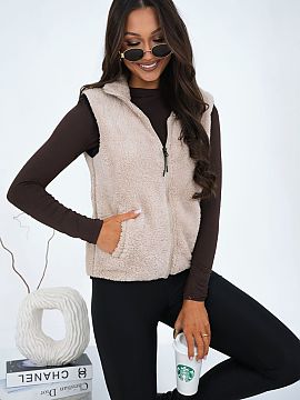 Gilet Factory Price  Stylish women\'s vest with a casual character, perfect for everyday wear. Made of soft, furry material with a dominant polyester that ensure