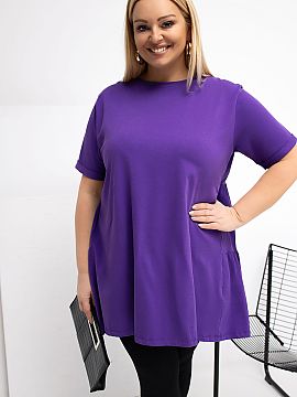 Plus size blouse Relevance  Extended casual blouse, perfect for everyday occasions. Made of pleasant to the touch cotton with the addition of elastane, making it soft, 