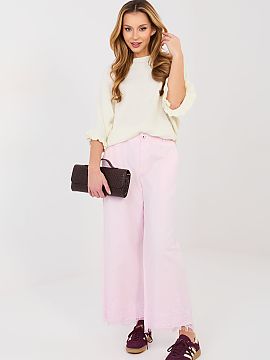 Jeans Rue Paris  Women\'s wide-leg jeans are a stylish and comfortable option for everyday wear, perfect for casual styling. The smooth cut and wide legs giv