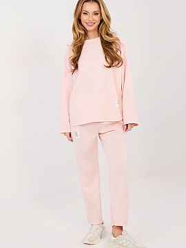 Complete Rue Paris  Women\'s tracksuit set consisting of a sweatshirt and pants is the perfect proposal for everyday casual stylizations, combining comfort with