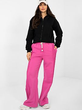 Sweatpants Factory Price  Women\'s wide leg sweatpants are a combination of comfort and trendy, casual style. Made of high-quality cotton with a touch of polyester, t