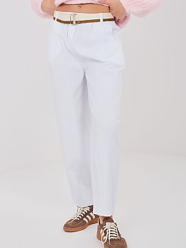 Women's pants Italy Moda  Comfortable and stylish carrot-cut pants, perfect for everyday casual styling. Made of high-quality cotton with a touch of elastane, ensurin