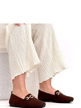 Moccasins Solea  Stylish moccasins with a gold decoration on the front are a perfect combination of comfort and subtle elegance. Made of high-quality fabric,