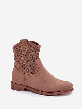Heel boots Step in style