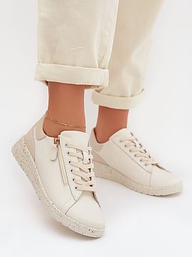 Half shoes Step in style  Women\'s shoes made of natural leather are a comfortable and functional option for everyday wear. The lightweight design provides freedom of