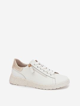 Half shoes Step in style