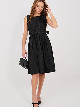 Cocktail dress Rue Paris  Elegant formal dress designed for special occasions and stylish night outs. The flared cut beautifully emphasizes the waist and adds lightne