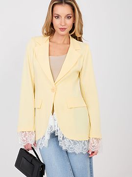 Jacket Factory Price  Elegant women\'s blazer of standard length, designed for women who appreciate timeless style and versatility. The model with a smooth finish