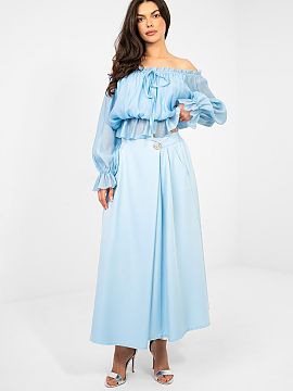 Skirt Factory Price  This elegant midi skirt is the perfect combination of classic style and comfort, perfect for everyday wear, work, or more formal occasions. 